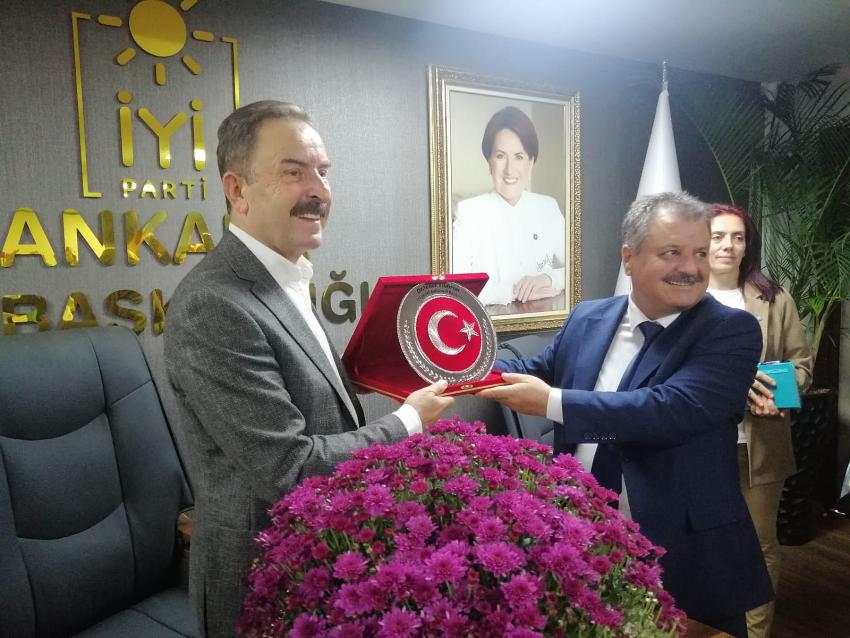 İYİ PARTİ YENİMAHALLE’DEN İL BAŞKANI YENER YILDIRIMA ZİYARET